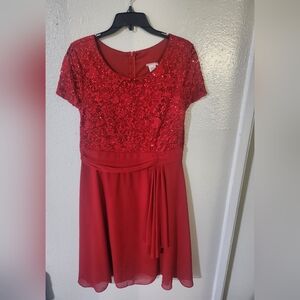Red A-Line Midi Dress with Scoop Neck for Wedding Guest
